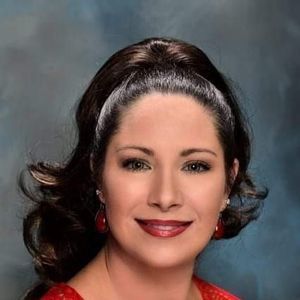 Meet your Posher, Caris